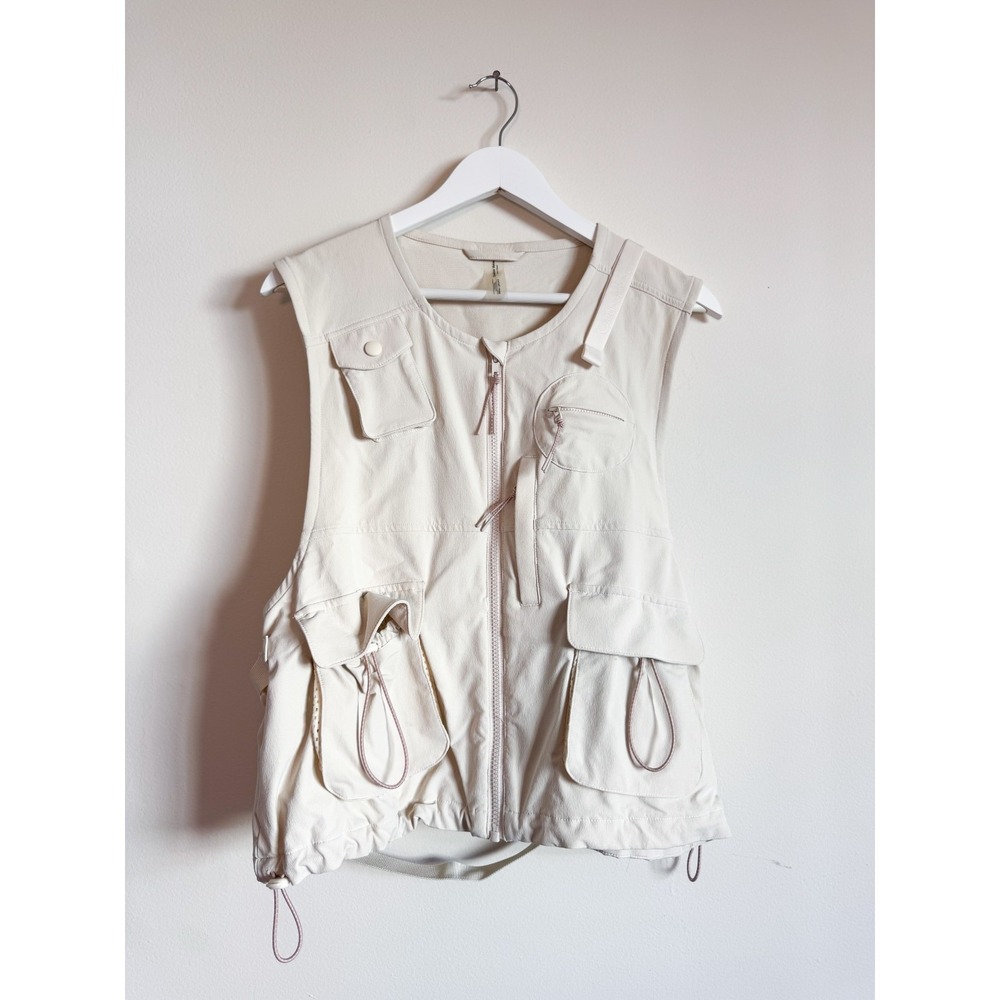 Outdoor Voices Women's White and Cream Gilet